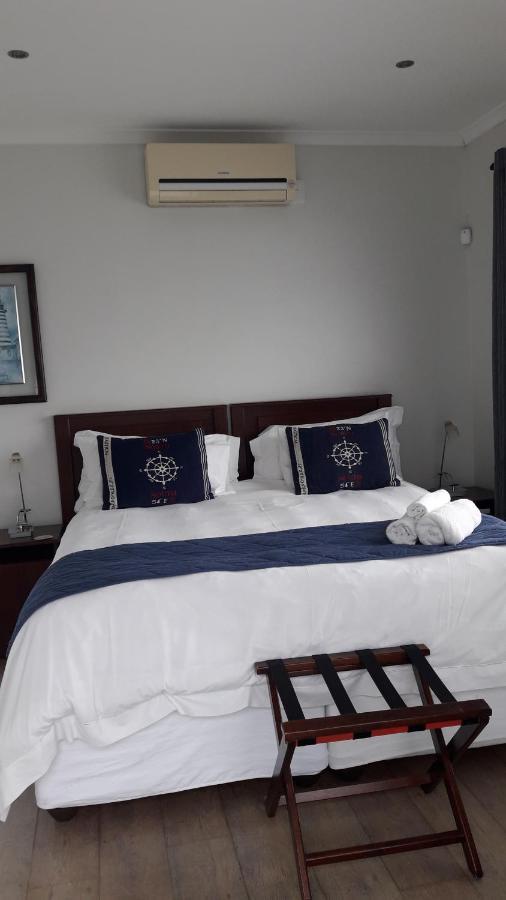 Ahoy Boutique Guest House Порт Елизабет Екстериор снимка