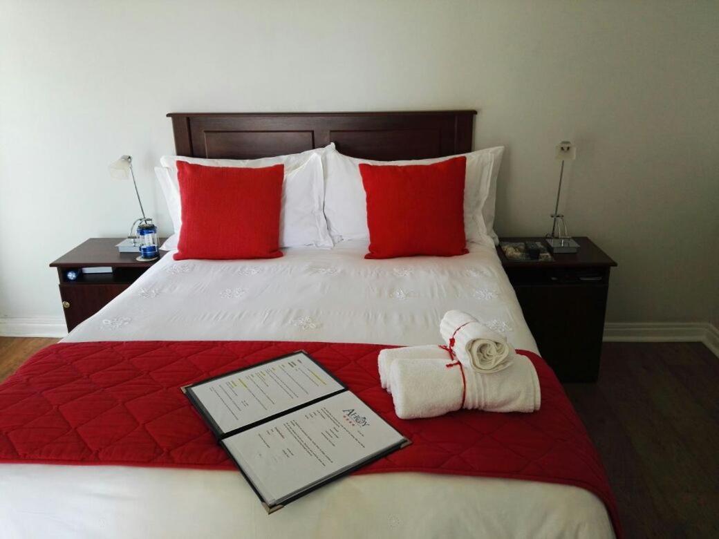 Ahoy Boutique Guest House Порт Елизабет Екстериор снимка