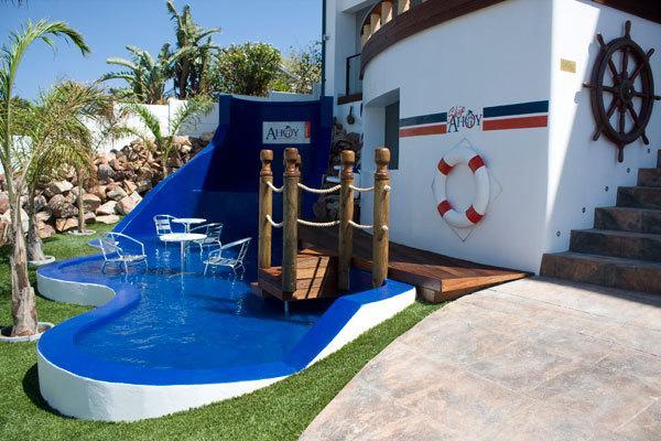 Ahoy Boutique Guest House Порт Елизабет Екстериор снимка
